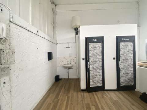 Bureaux et commerces 2 pièces