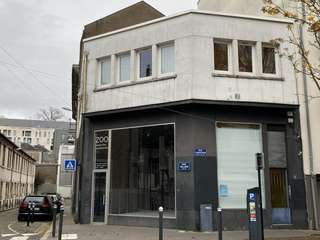 Bureaux et commerces 2 pièces