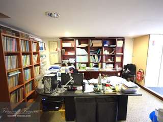 Bureaux et commerces 6 pièces