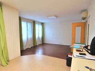 Bureaux et commerces 5 pièces