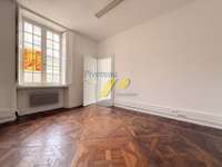 Bureaux et commerces 10 pièces
