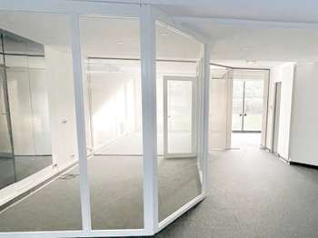 Bureaux et commerces 4 pièces Nantes Centre Ville 44