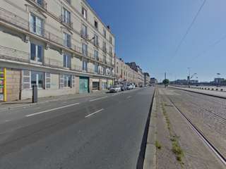 Bureaux et commerces 4 pièces