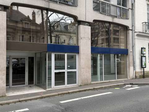 Bureaux et commerces Nantes Centre Ville 44