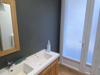 Bureaux et commerces 4 pièces