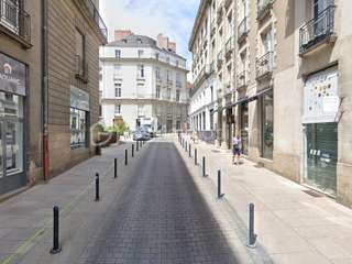 Bureaux et commerces 2 pièces