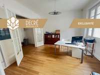 Bureaux et commerces 4 pièces