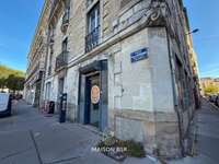 Bureaux et commerces 4 pièces