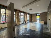 Bureaux et commerces 4 pièces