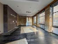 Bureaux et commerces 4 pièces