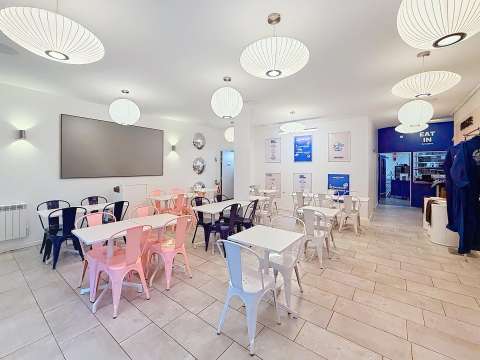 Bureaux et commerces 4 pièces