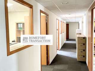 Bureaux et commerces 19 pièces