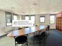 Bureaux et commerces 19 pièces