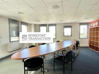 Bureaux et commerces 19 pièces