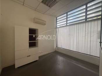 Bureaux et commerces 10 pièces