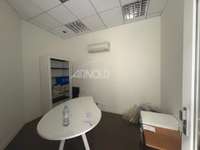 Bureaux et commerces 10 pièces