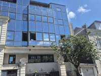 Bureaux et commerces 5 pièces
