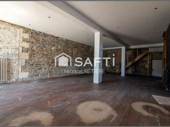 Bureaux et commerces 6 pièces