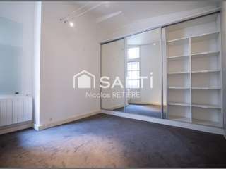 Bureaux et commerces 8 pièces