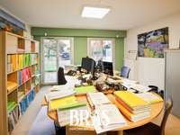 Bureaux et commerces 5 pièces Bureaux et commerces 5 pièces