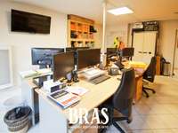 Bureaux et commerces 5 pièces Bureaux et commerces 5 pièces