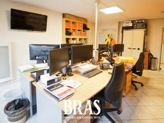 Bureaux et commerces 5 pièces Bureaux et commerces 5 pièces