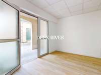 Bureaux et commerces 4 pièces