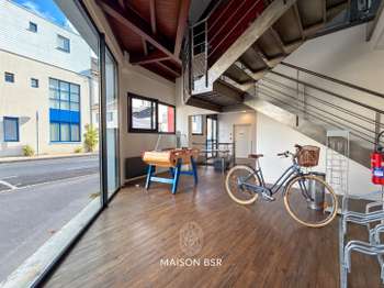 Bureaux et commerces 15 pièces