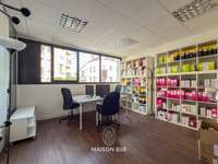 Bureaux et commerces 15 pièces