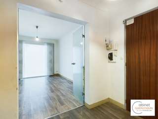 Bureaux et commerces 2 pièces