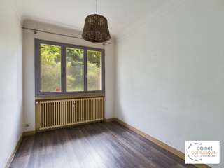 Bureaux et commerces 2 pièces