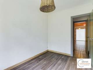 Bureaux et commerces 2 pièces