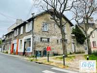 Bureaux et commerces 4 pièces
