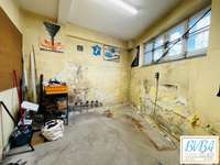 Bureaux et commerces 4 pièces