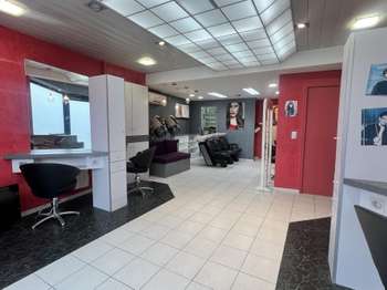 Bureaux et commerces 4 pièces