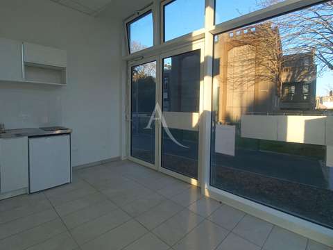 Bureaux et commerces 1 pièce Bureaux et commerces 1 pièce