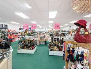 Vente Bureaux et commerces 300 m&sup2;Nazelles-Négron