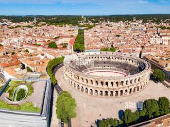 Vente Bureaux et commerces 135 m&sup2;Nîmes