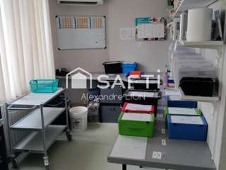 Bureaux et commerces 2 pièces