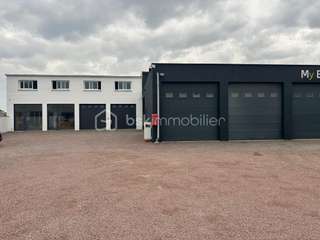 Bureaux et commerces 19 pièces