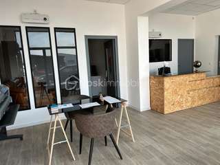 Bureaux et commerces 19 pièces