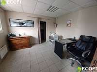 Bureaux et commerces 2 pièces Bureaux et commerces 2 pièces