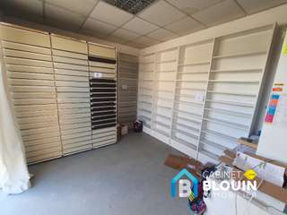 Bureaux et commerces 6 pièces