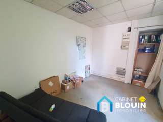 Bureaux et commerces 6 pièces