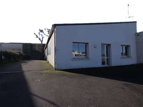 Bureaux et commerces 3 pièces Noyal-sur-Vilaine 35