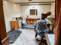 Bureaux et commerces 8 pièces
