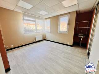 Bureaux et commerces 10 pièces