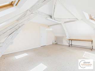 Bureaux et commerces 4 pièces