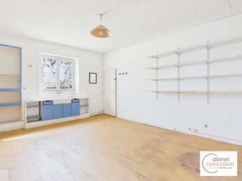 Bureaux et commerces 4 pièces