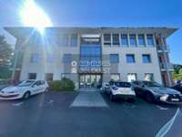 Bureaux et commerces 4 pièces